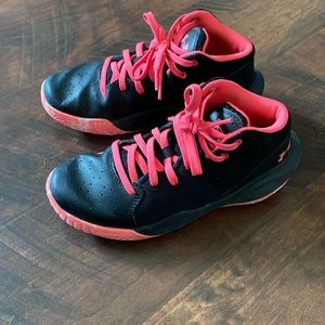 EUC girls basketball shoes